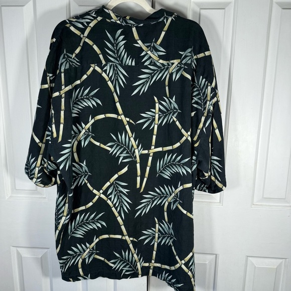Tommy Bahama XXL Men’s Bamboo Print Hawaiian Shirt 100% Silk - Picture 9 of 10
